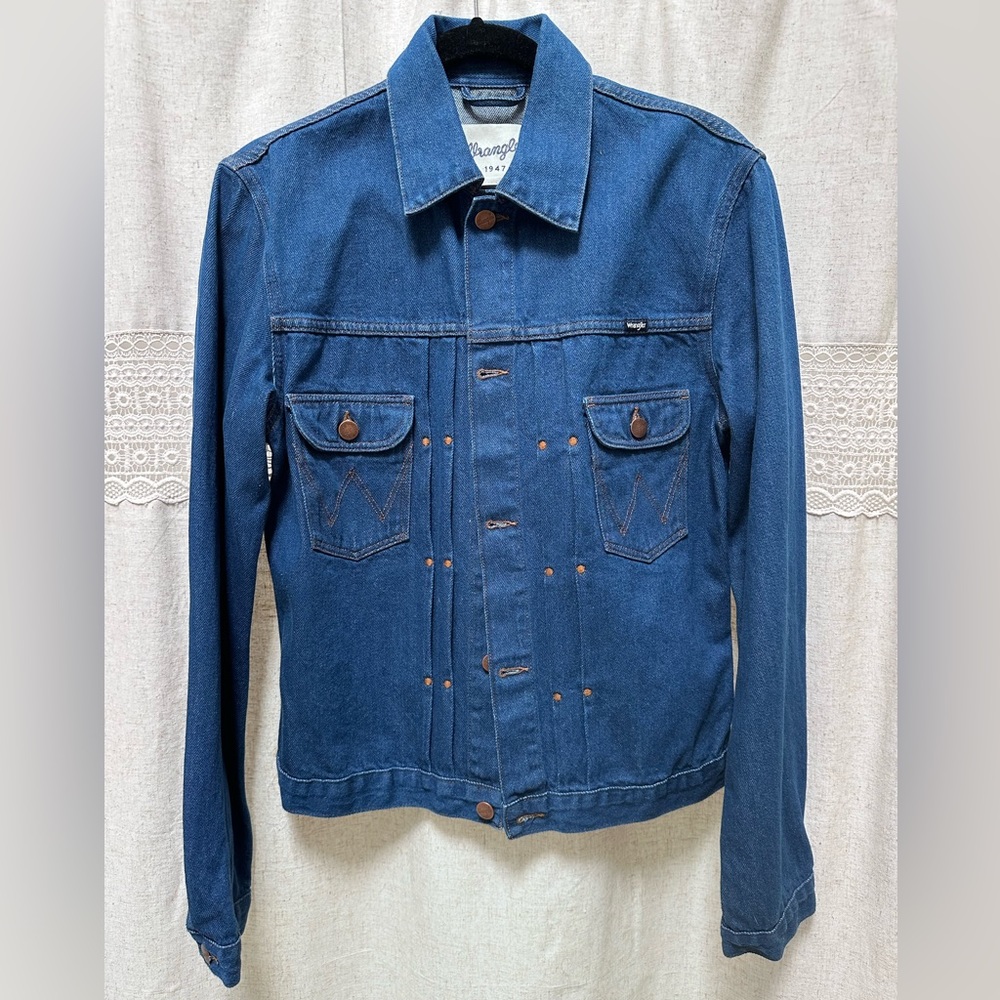 Women’s Wrangler Denim Jean Jacket - Size M